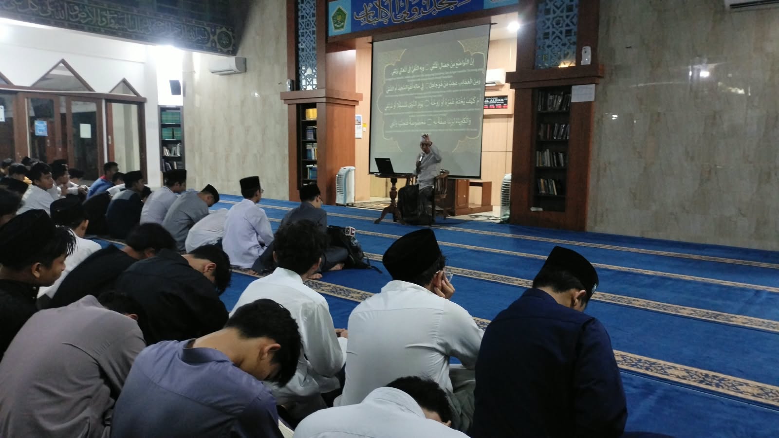 Kajian ta'lim muta'allim oleh ustadz Muhammad Zaenuri: