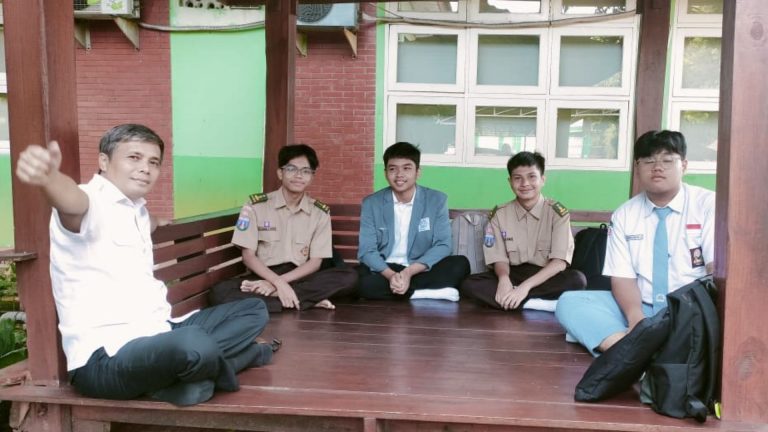 SENIN PAGI BERSAMA GURA – SIWA