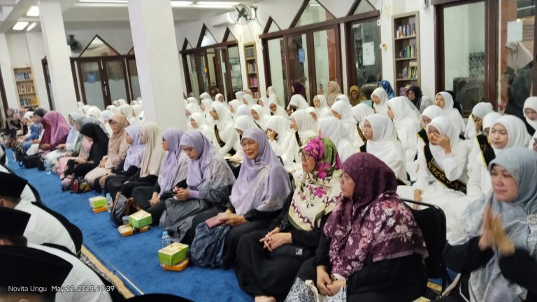 WISUDA TAHFIDZ QURAN, DARI BUKA PUASA HINGGA HAFAL 30 JUZ!