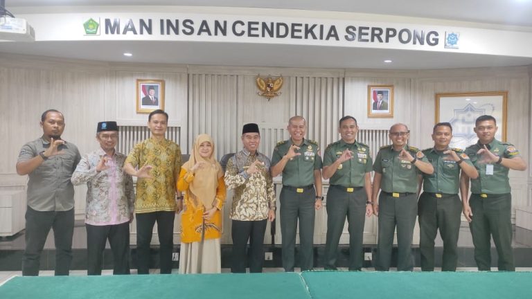 TNI AD GANDENG MAN INSAN CENDEKIA SERPONG, KAJI STRATEGI WUJUDKAN SEKOLAH UNGGULAN