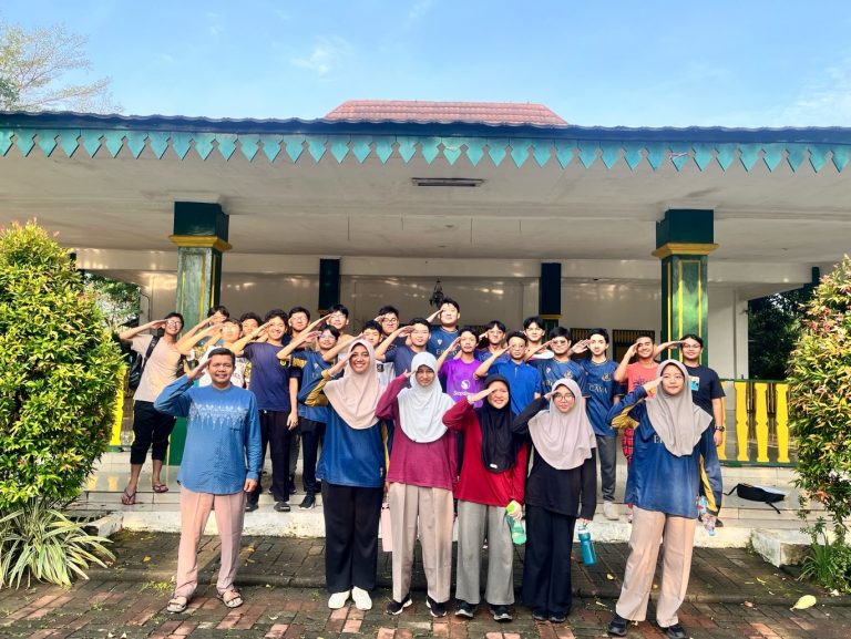 STRATEGI JITU MAN IC SERPONG GEMBLENG PESERTA OSN DAN OMI