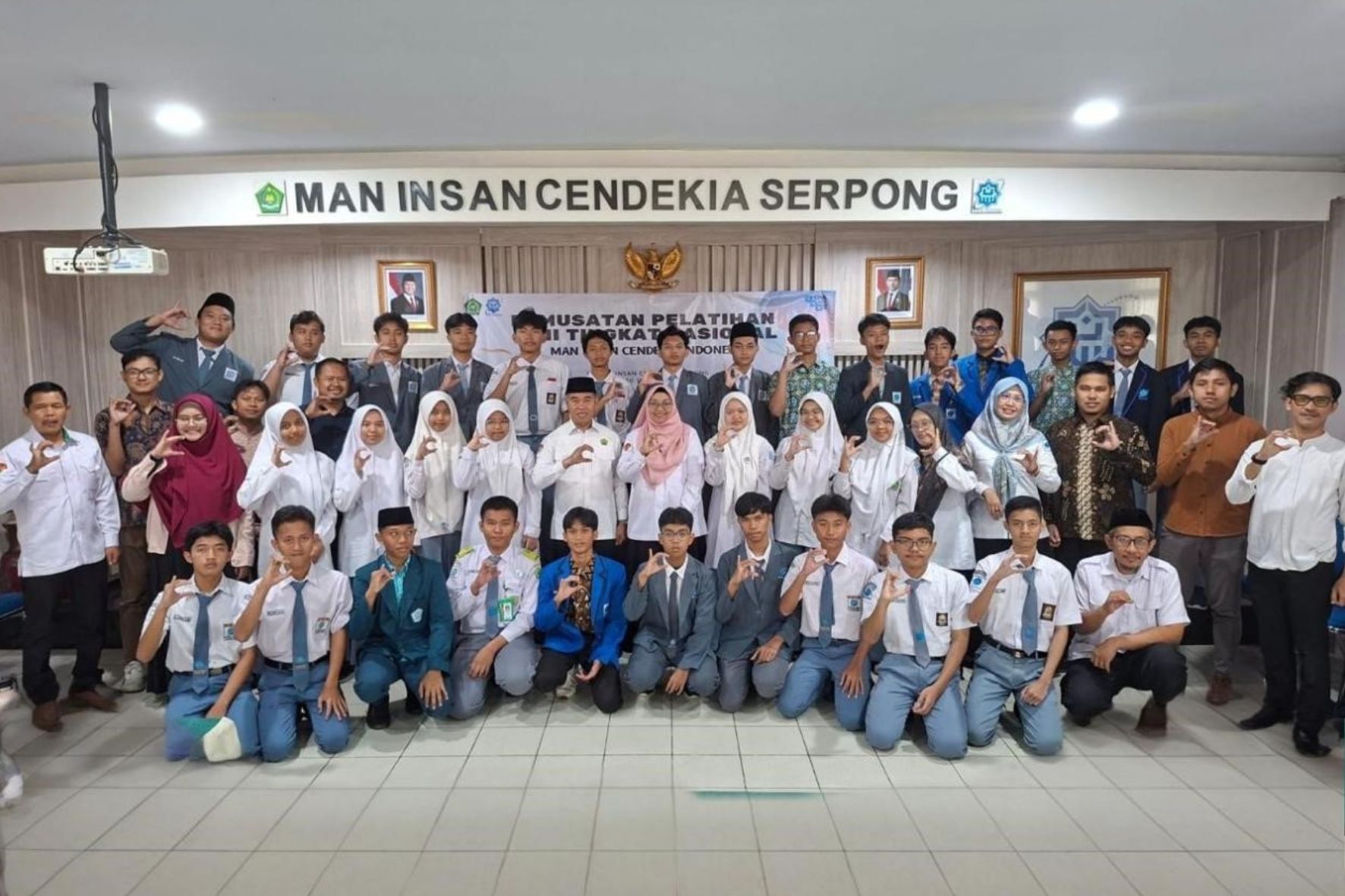 BIMTEK OMI NASIONAL MAN INSAN CENDEKIA BIMTEK OMI NASIONAL MAN INSAN CENDEKIA