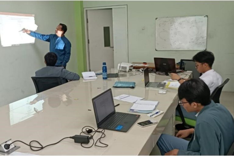 KLUB BIDANG STUDI (KBS), PENCETAK PARA MEDALIS