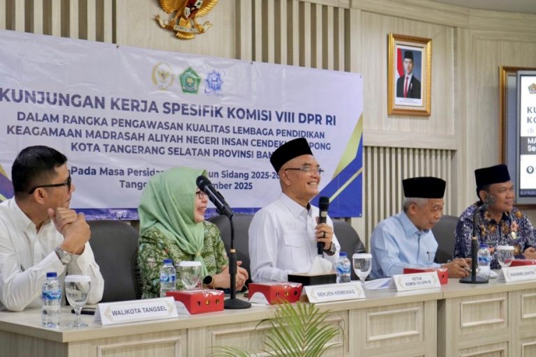 KETUA KOMISI VIII DPR RI AKUI KEUNGGULAN MAN IC SERPONG