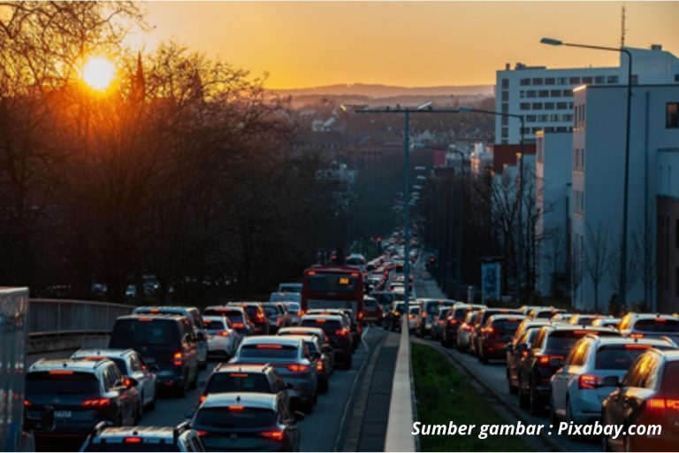 Hikmah di Balik Jalanan yang Macet
