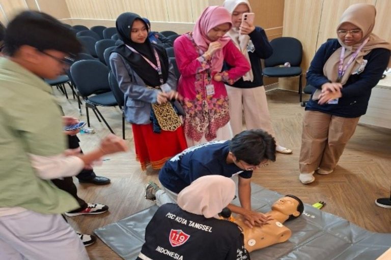 BELAJAR BASIC LIFE SUPPORT BERSAMA PFC KOTA TANGERANG SELATAN