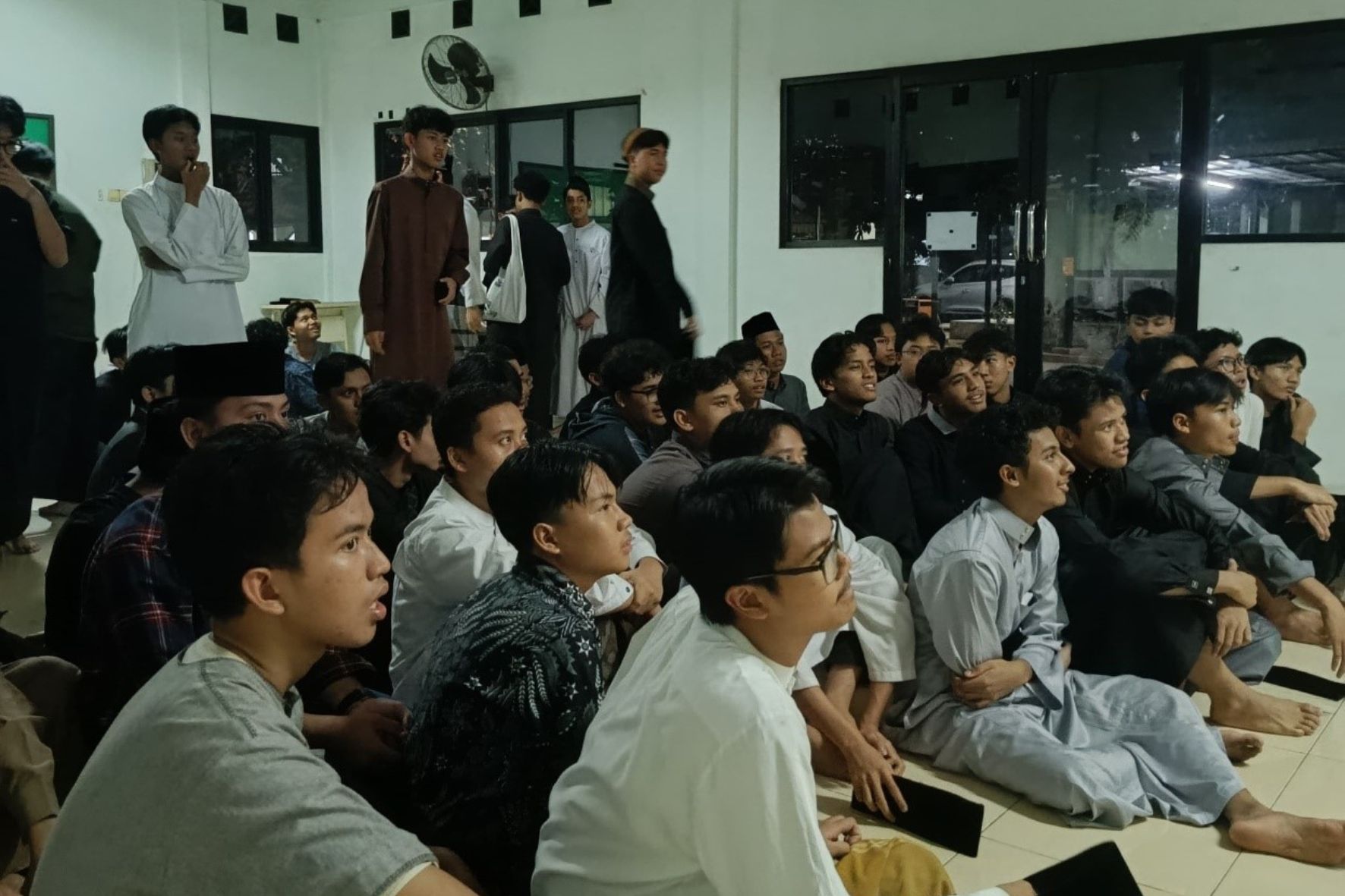 SERUNYA PENGOCOKAN KAMAR di ASRAMA